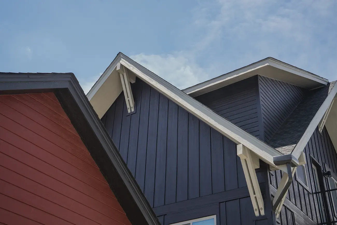 Siding storm restoration service